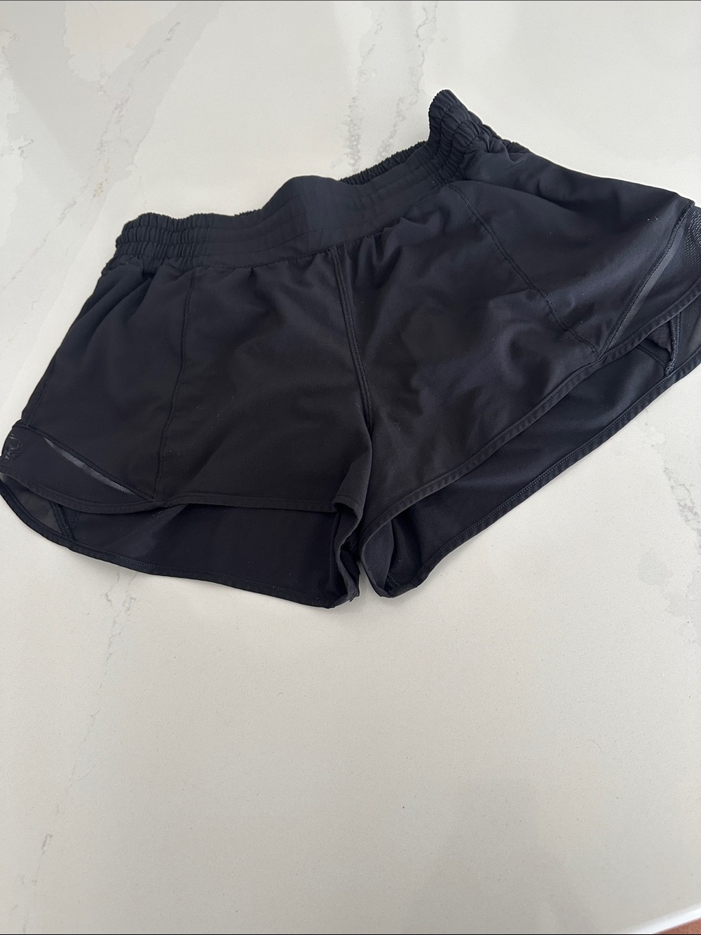 Lululemon Hotty Hot Shorts Black Shorts High-Rise 2.5 size 8 - Picture 3 of 6